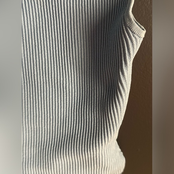 Babaton Knit Blue top size S - Picture 3 of 7